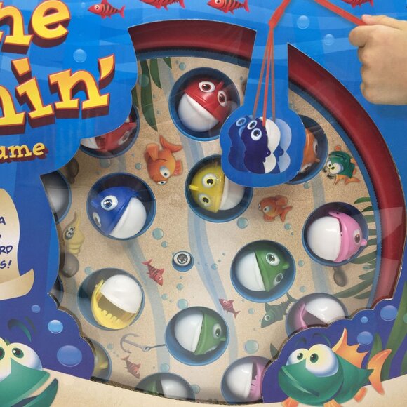 Gone Fishin Game For Kids Ages 4+ Fun Motorized Board With 15 Fish & 2 Fishing P - Picture 3 of 5